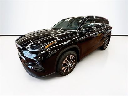 Used 2022 Toyota Highlander XLE