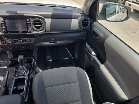 Used 2021 Toyota Tacoma SR AWD/4WD image 18
