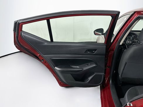 Used 2024 Nissan Altima 2.5 SV image 24