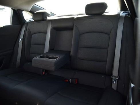 Used 2024 Chevrolet Malibu LT image 21