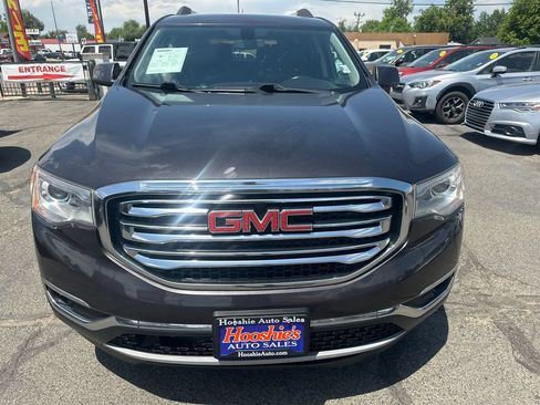 Used 2019 GMC Acadia SLE w/ Driver Alert Package I AWD/4WD image 3