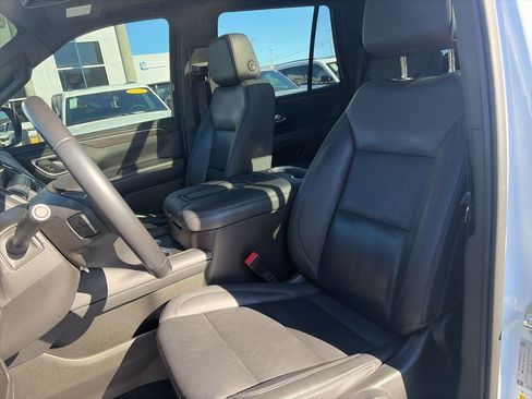 Used 2021 Chevrolet Tahoe Z71 image 13