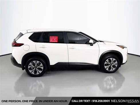 Certified 2023 Nissan Rogue SV image 4