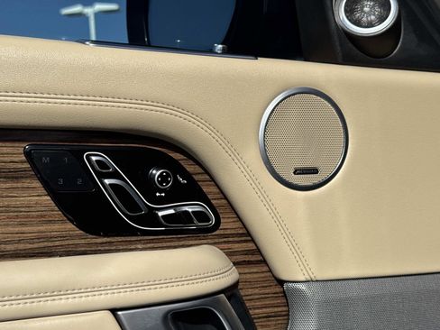 Used 2018 Land Rover Range Rover Supercharged image 20