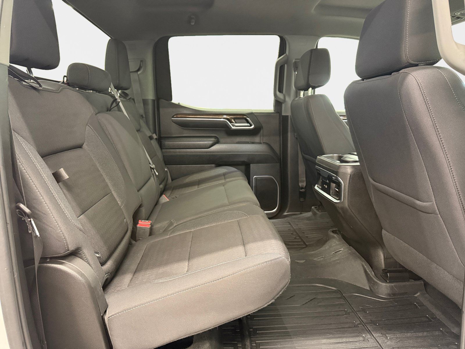 Used 2024 GMC Sierra 1500 Elevation w/ LPO, Elevation Black Package AWD/4WD image 11