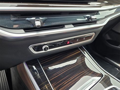 Used 2025 BMW X5 xDrive40i image 23
