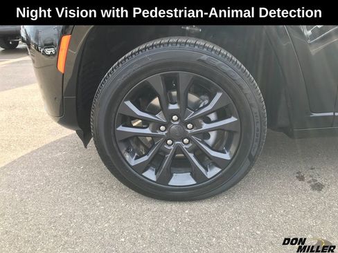 New 2026 Jeep Grand Cherokee Limited Reserve image 9