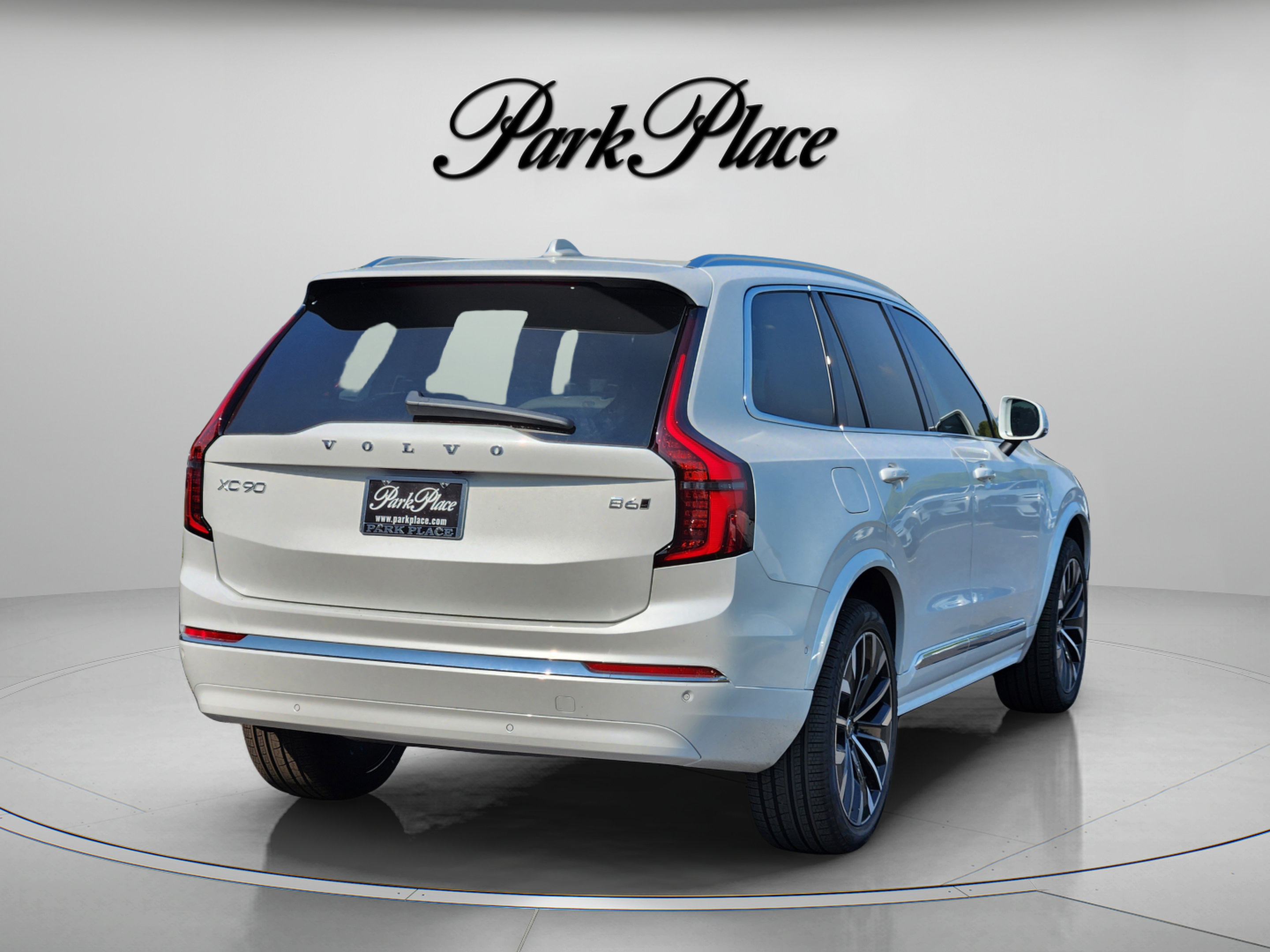 Used 2026 Volvo XC90 B6 Ultra w/ Protection Package AWD/4WD image 6