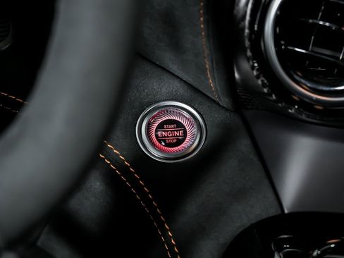 Used 2021 Mercedes-Benz AMG GT Black Series image 32