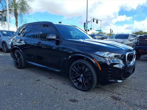 Used 2025 BMW X5 M60i image 3
