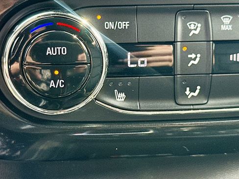 Certified 2024 Chevrolet TrailBlazer ACTIV w/ Convenience Package FWD image 19
