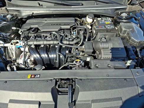 Certified 2025 Kia K4 FWD image 29