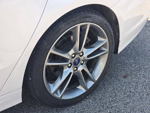 Used 2013 Ford Fusion Titanium FWD image 40