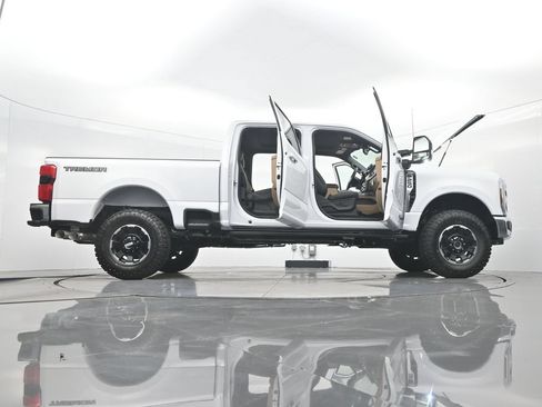 New 2026 Ford F250 Lariat w/ Tremor Off-Road Package AWD/4WD image 47