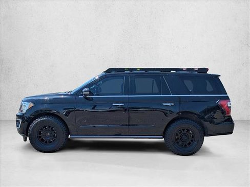 Used 2019 Ford Expedition Limited w/ Equipment Group 301A AWD/4WD image 9