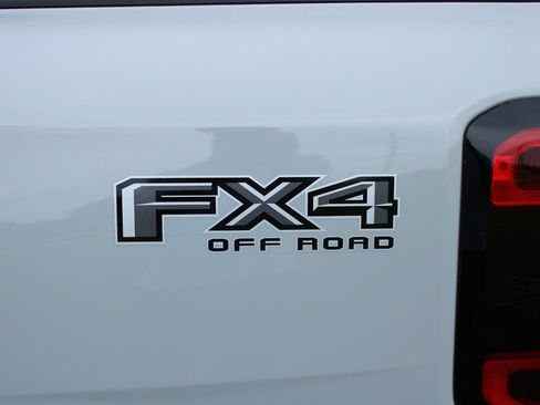New 2026 Ford Ranger XLT w/ Equipment Group 301A High AWD/4WD image 9