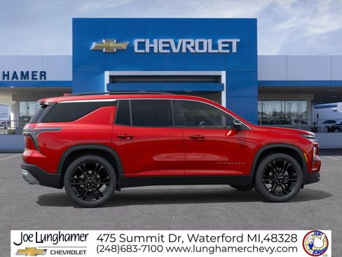New 2027 Chevrolet Traverse LT FWD image 5