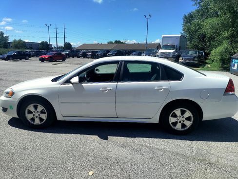 Used 2011 Chevrolet Impala LT image 6