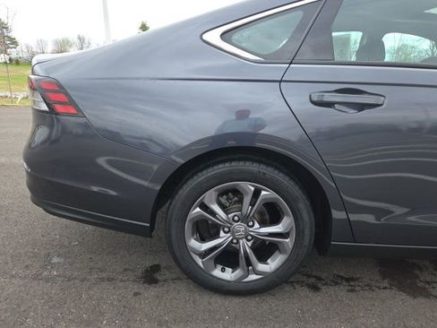 Used 2023 Honda Accord EX image 7