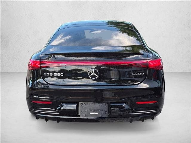 Used 2022 Mercedes-Benz EQS 580 4MATIC Sedan image 6