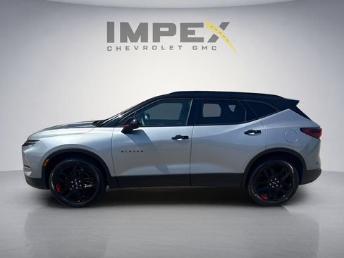 Used 2024 Chevrolet Blazer LT w/ Redline Edition FWD image 2