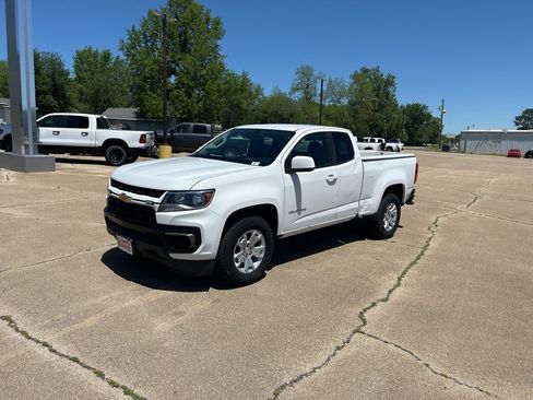 Used 2021 Chevrolet Colorado LT w/ Fleet Safety Package image 1