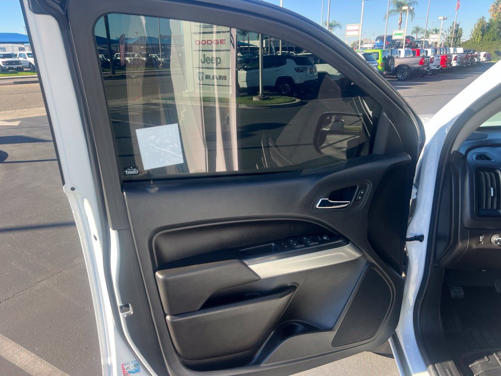 Used 2022 Chevrolet Colorado LT w/ Chrome Appearance Package RWD image 21