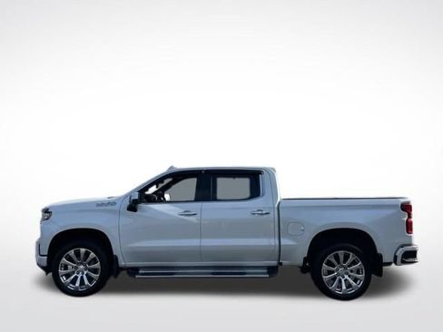 Used 2020 Chevrolet Silverado 1500 High Country w/ Technology Package AWD/4WD image 17