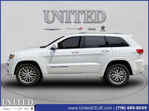 Certified 2017 Jeep Grand Cherokee Summit w/ Platinum Series Group image 6
