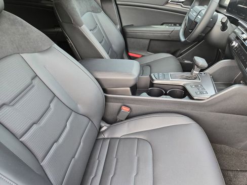 New 2026 Kia Sportage SX FWD image 10