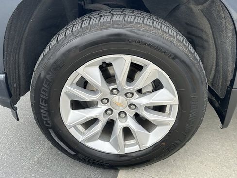 Used 2021 Chevrolet Silverado 1500 Custom w/ LPO, Dark Essentials Package image 36