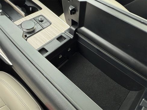 Used 2024 MAZDA CX-90 3.3 Turbo w/ Premium Package image 31