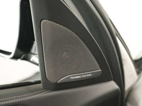 Used 2025 BMW X7 M60i image 38