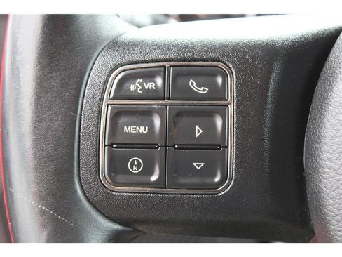 Used 2013 Jeep Wrangler Unlimited Sahara w/ Connectivity Group AWD/4WD image 15