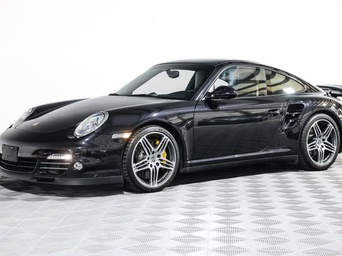 Used 2011 Porsche 911 Turbo S image 17