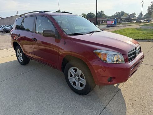 Used 2007 Toyota RAV4 4WD w/ 3rd Row image 3