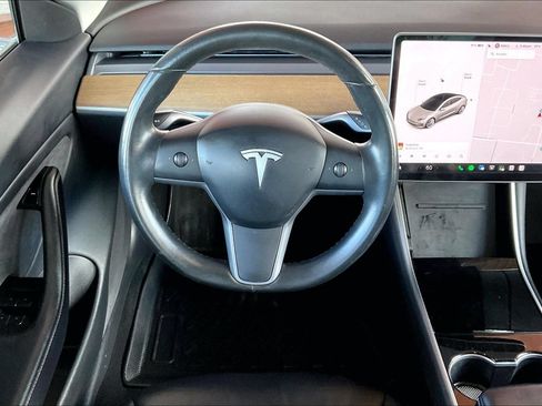 Used 2018 Tesla Model 3 Long Range AWD/4WD image 8