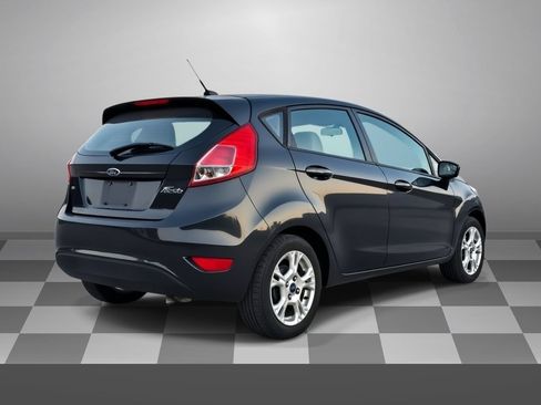 Used 2014 Ford Fiesta SE FWD image 6