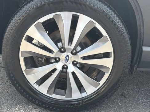 Used 2022 Subaru Ascent Limited AWD/4WD image 52