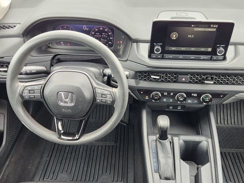 Used 2024 Honda Accord EX image 32