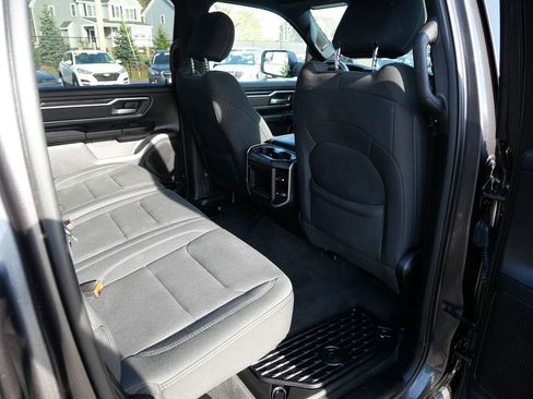 Used 2020 RAM 1500 Big Horn AWD/4WD image 25