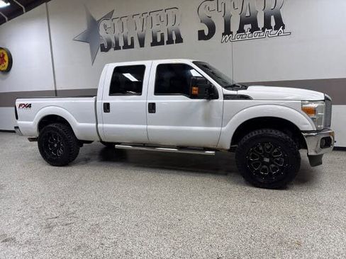 Used 2015 Ford F250 XLT w/ FX4 Off-Road Package AWD/4WD image 41