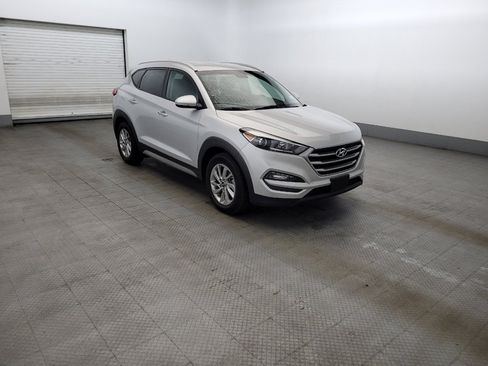 Used 2017 Hyundai Tucson SE Plus AWD/4WD image 13