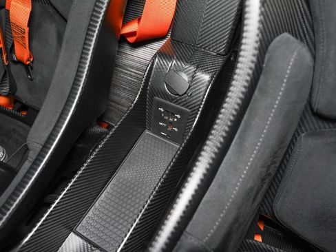 Used 2020 McLaren 620R image 50