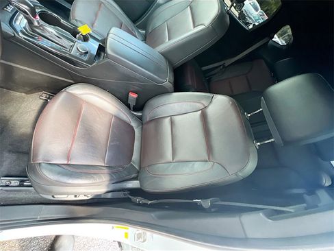 Used 2019 Chevrolet Blazer RS image 20