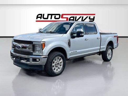 Used 2018 Ford F250 Platinum w/ Platinum Ultimate Package AWD/4WD image 3