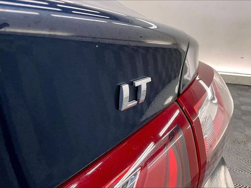 Used 2021 Chevrolet Malibu LT FWD image 7