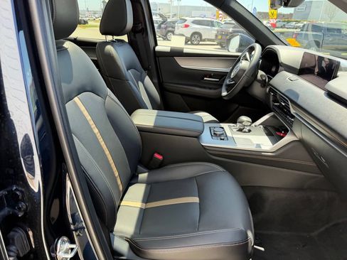 New 2026 MAZDA CX-90 Plug-In Hybrid w/ Premium Plus AWD/4WD image 21