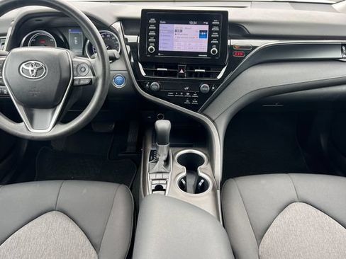 Used 2021 Toyota Camry LE FWD image 17