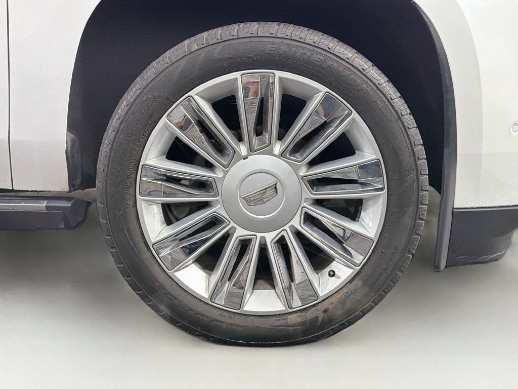 Used 2019 Cadillac Escalade ESV Platinum AWD/4WD image 36
